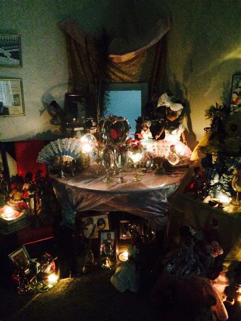 Engaging with the Dark Goddess in New Moon Witchcraft Practice